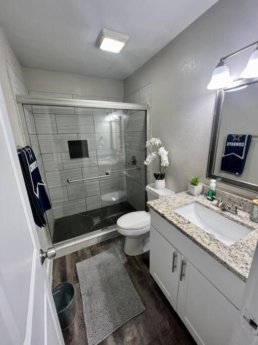 Lovely 2-Bedroom Condo Next To At&T Stadium Arlington Dış mekan fotoğraf