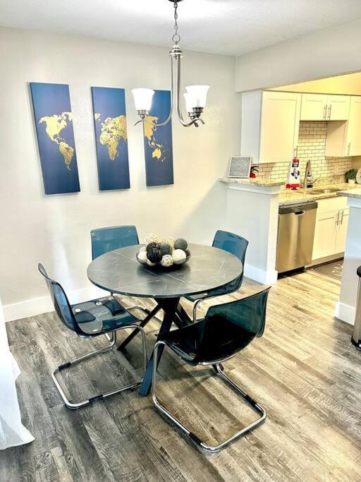 Lovely 2-Bedroom Condo Next To At&T Stadium Arlington Dış mekan fotoğraf