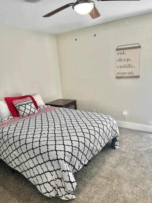 Lovely 2-Bedroom Condo Next To At&T Stadium Arlington Dış mekan fotoğraf