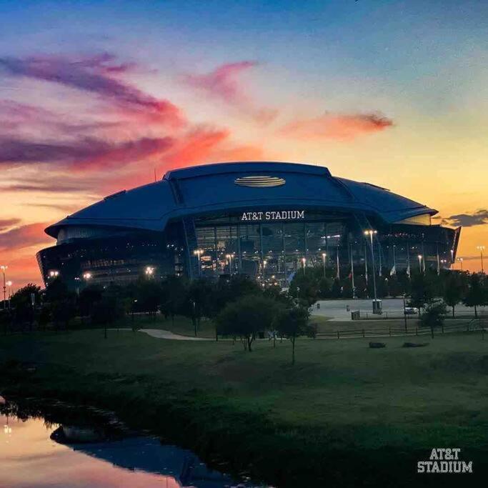 Lovely 2-Bedroom Condo Next To At&T Stadium Arlington Dış mekan fotoğraf